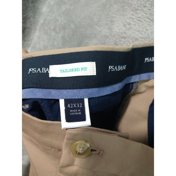 Jos A Bank Pants Mens 42x32 Beige Tailored Golf Chino Flat Front Straight Leg - Picture 7 of 12